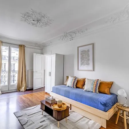 Haussmannian - 2bdr-6p Near Marais-sentier * París